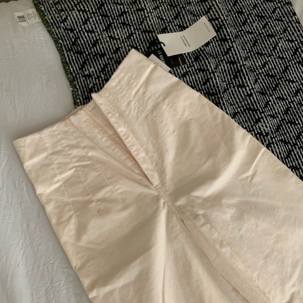Wide leg pants